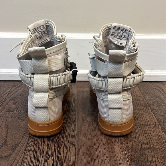 Nike AF1 - Picture 4 of 9